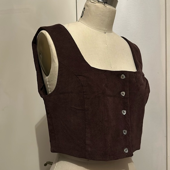 Madewell corduroy vest with mother of pearl buttons - Picture 1 of 8